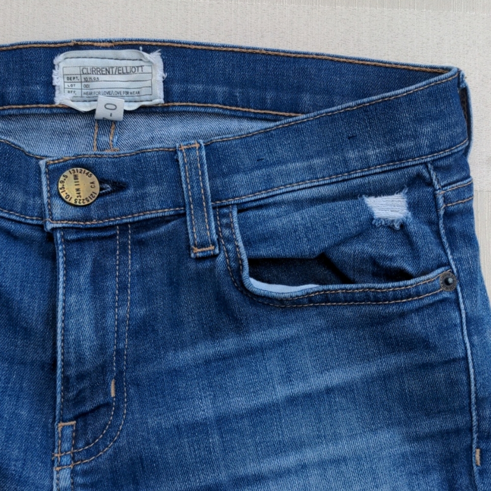Current /Elliott Jeans - Picture 2 of 6